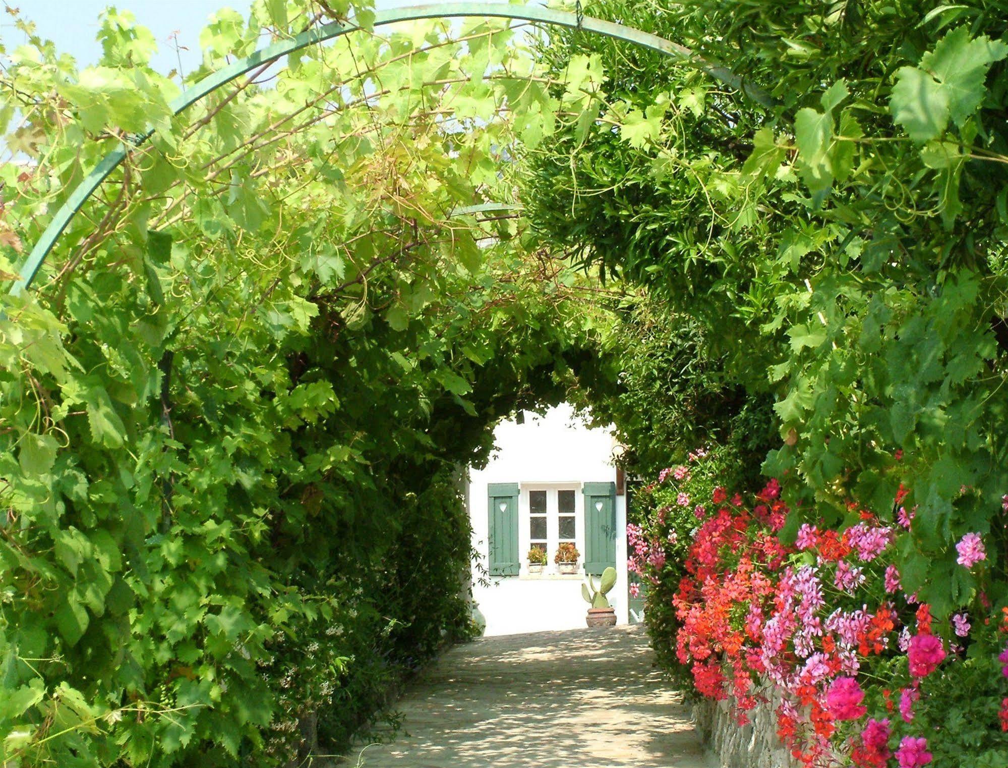 Le Hameau Hotel Saint-Paul-de-Vence Exterior photo